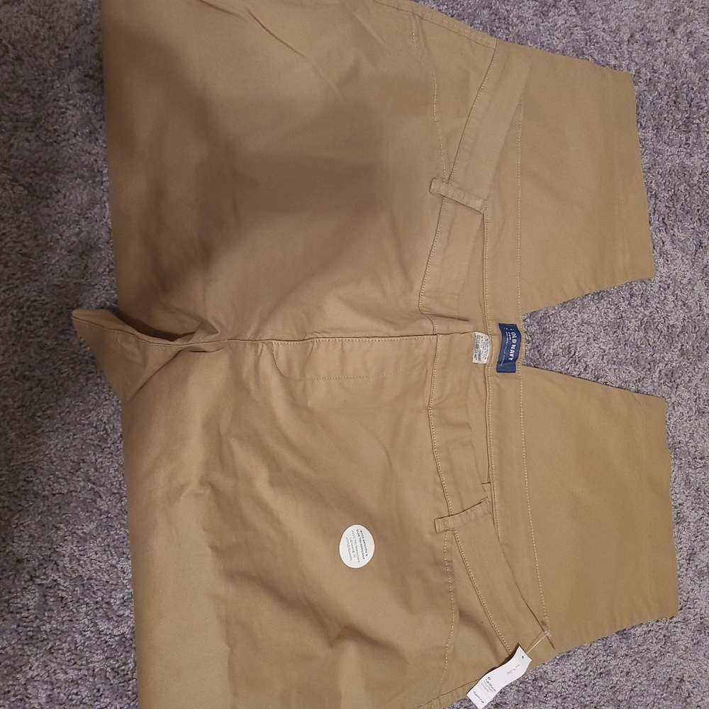 Old navy khaki pixie pants
